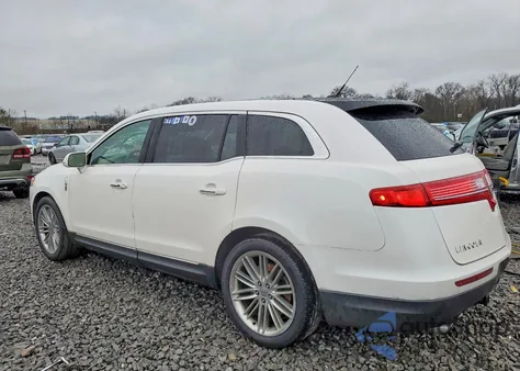 2019 Lincoln Mkt z USA, uszkodzony, nr VIN 2LMHJ5AT9KBL02877